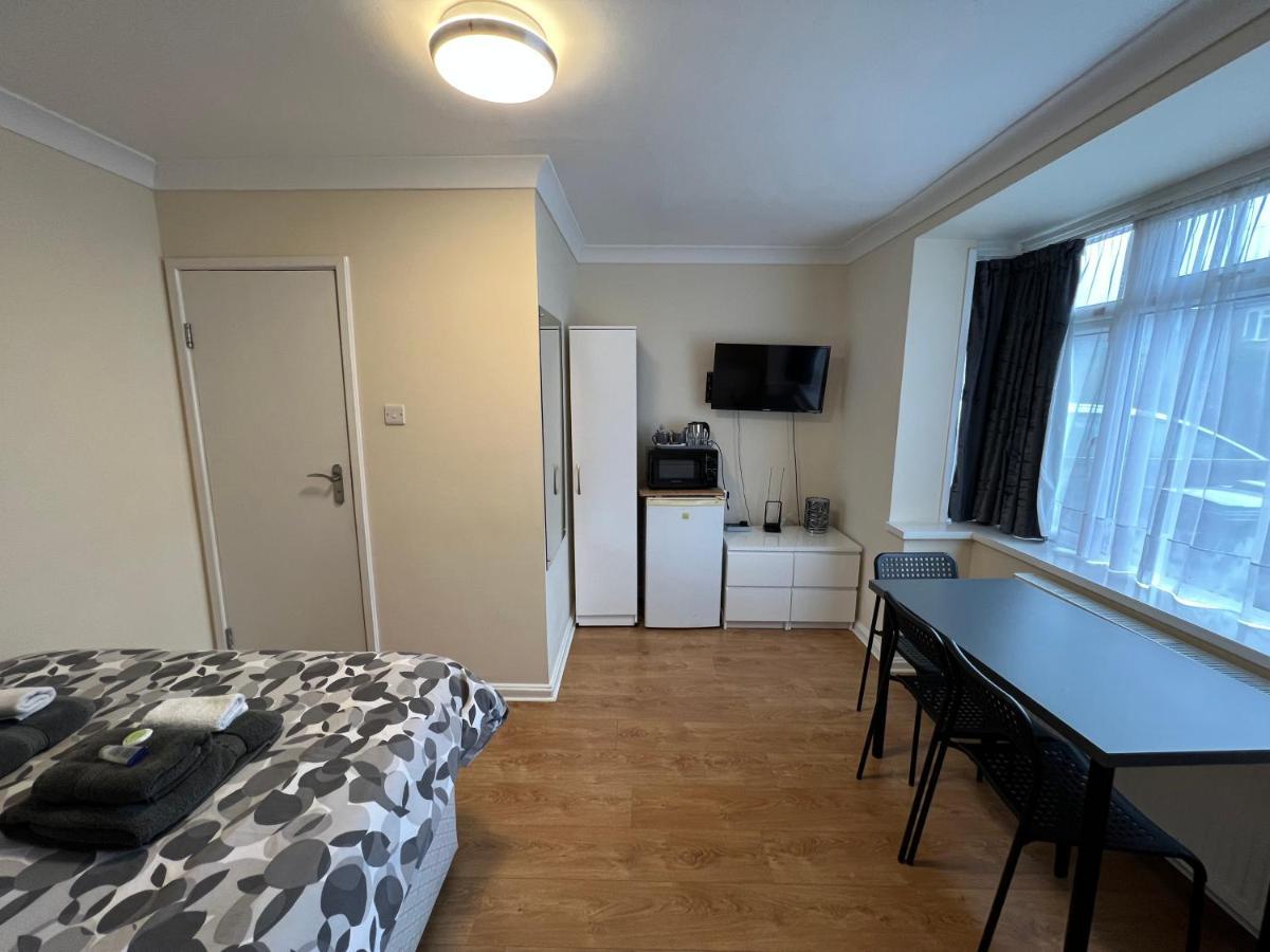 Kensal Lodge 2 Guest House لندن المظهر الخارجي الصورة