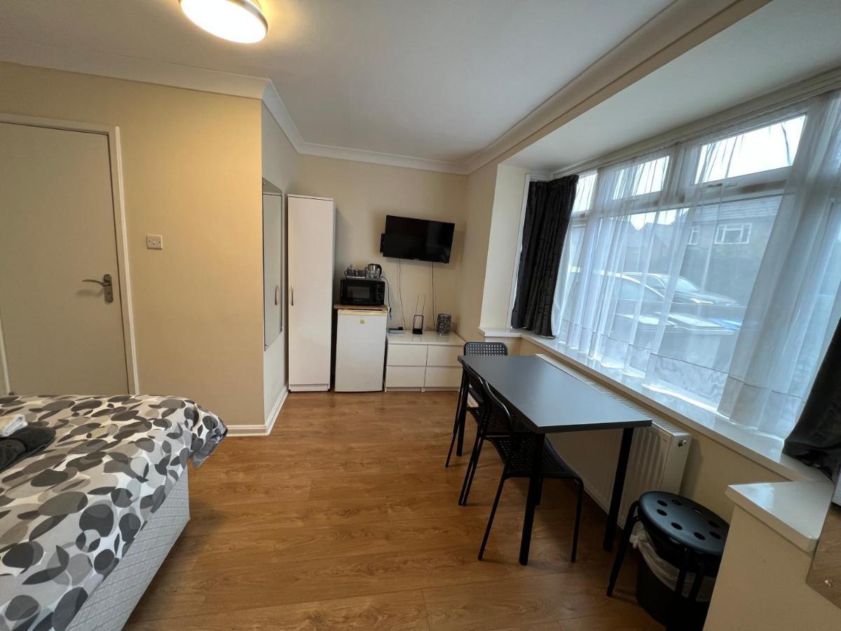 Kensal Lodge 2 Guest House لندن المظهر الخارجي الصورة