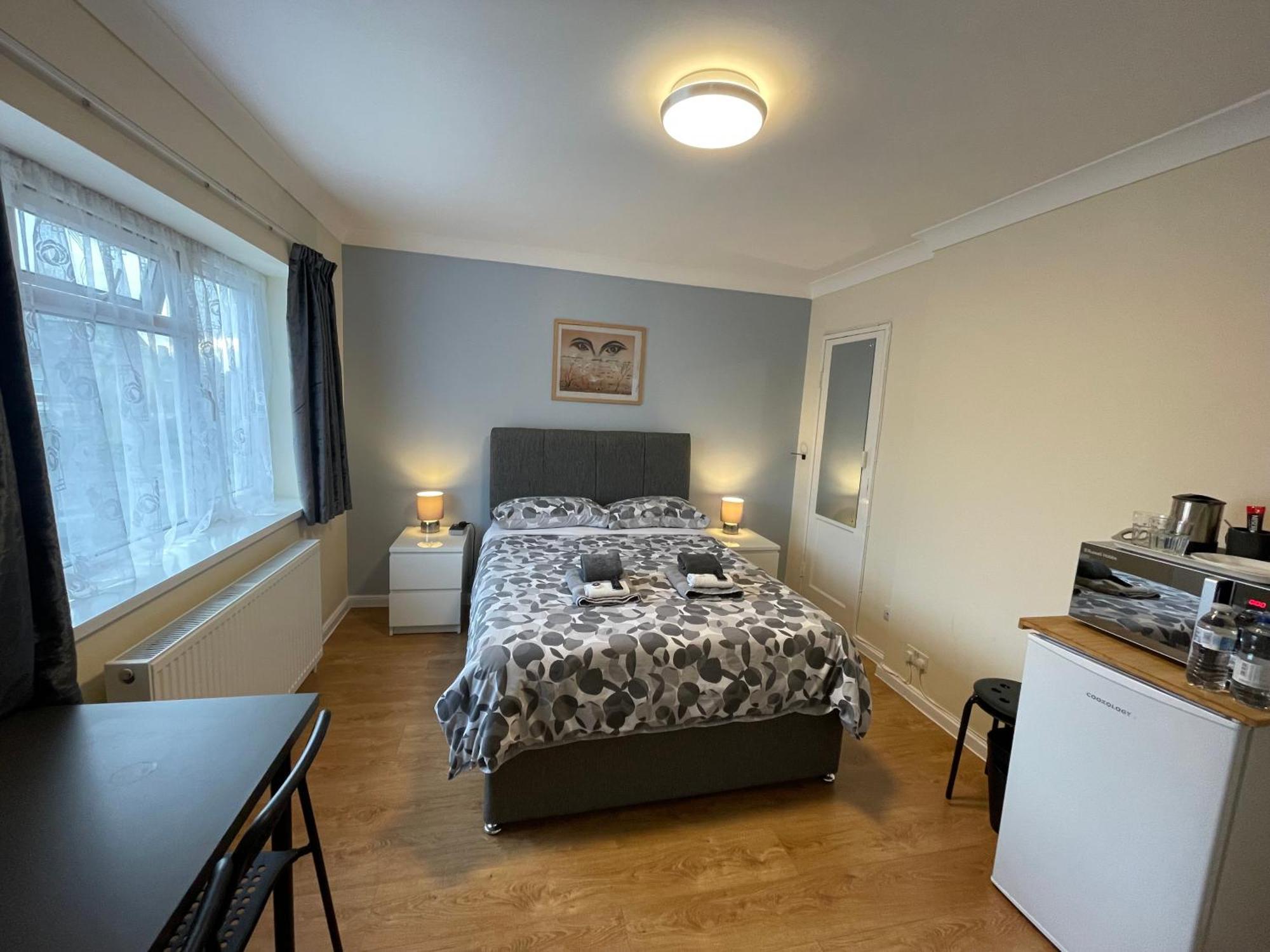 Kensal Lodge 2 Guest House لندن المظهر الخارجي الصورة