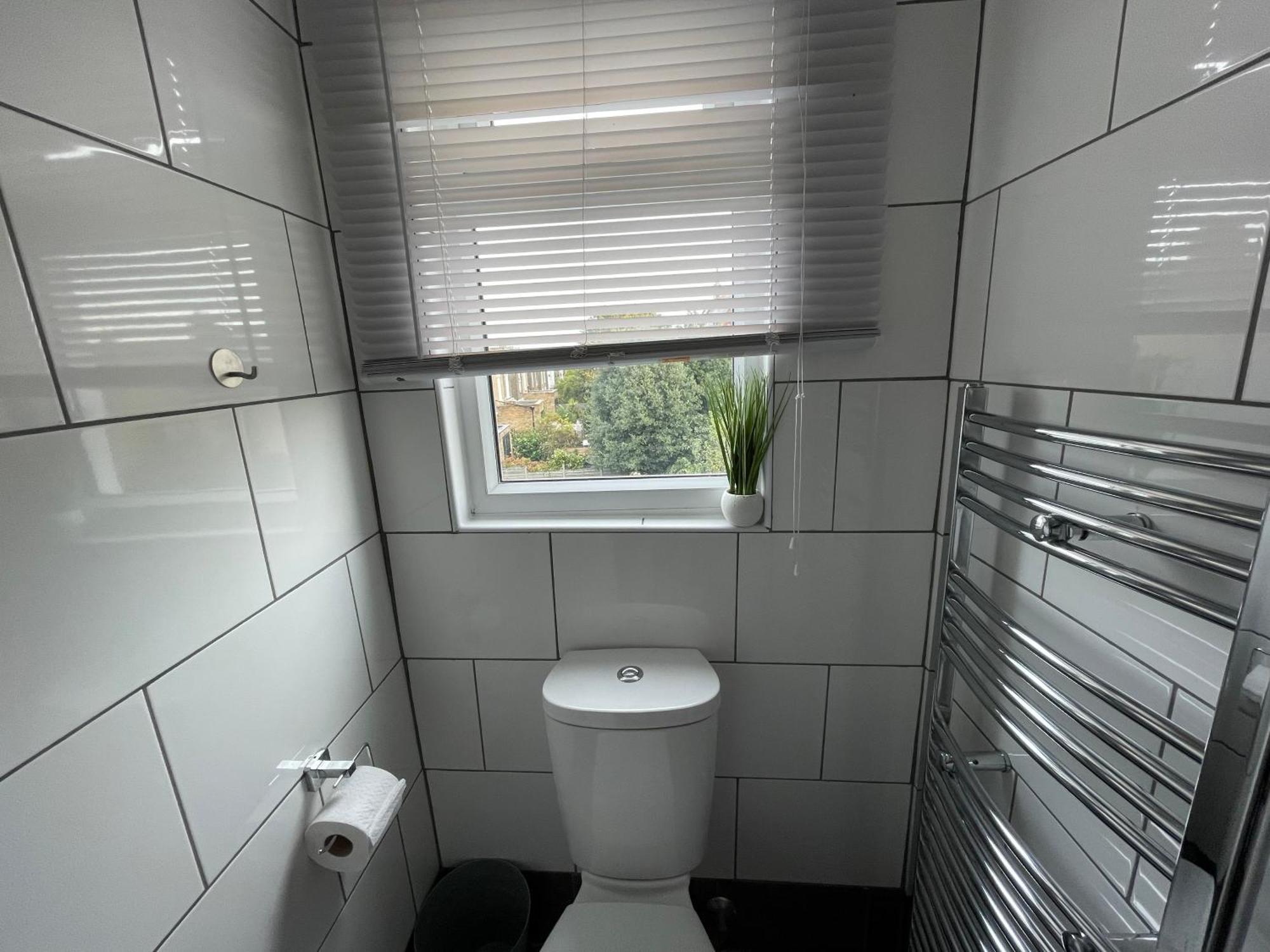 Kensal Lodge 2 Guest House لندن المظهر الخارجي الصورة