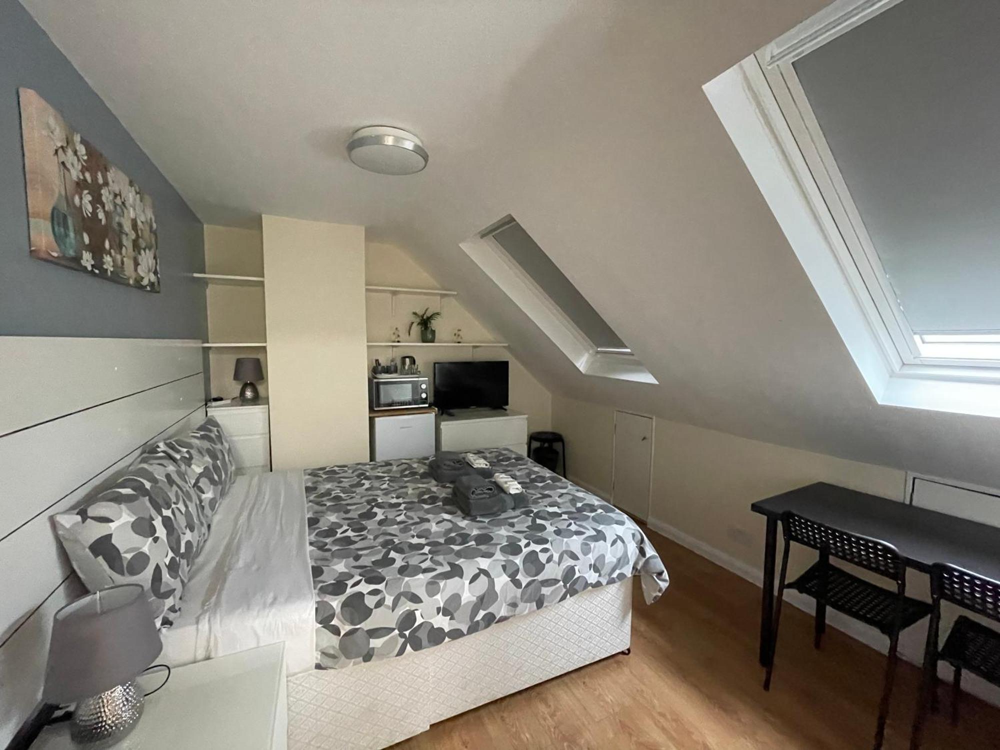 Kensal Lodge 2 Guest House لندن المظهر الخارجي الصورة